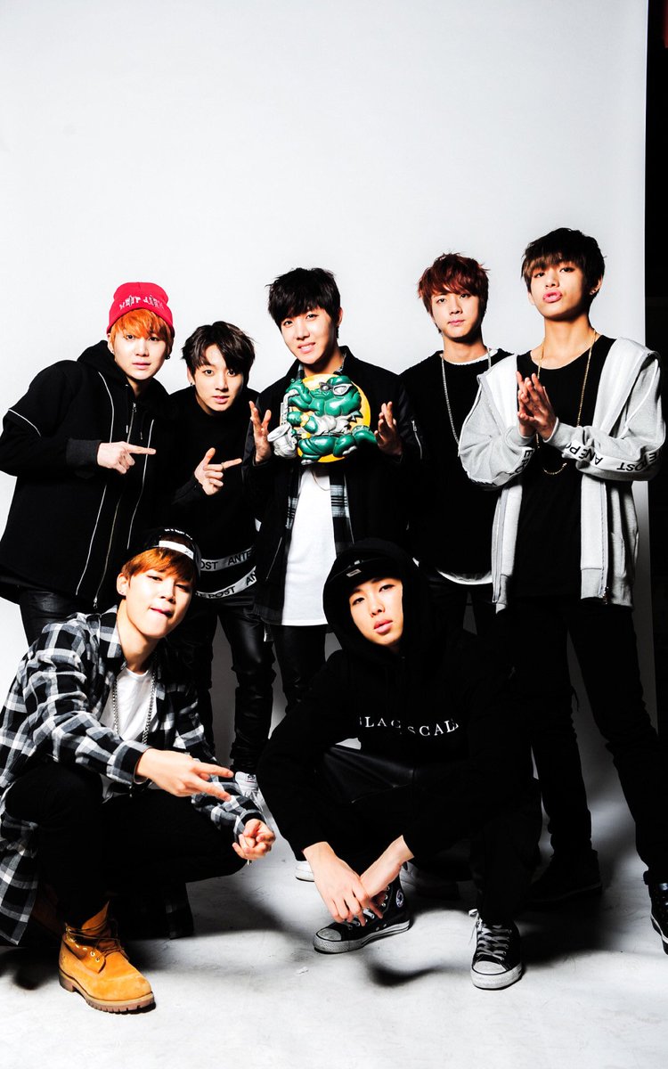 JiminiesJamsss's tweet photo. #BestBoyBand #BestFanArmy #BTSArmy #BTSARMY #MICDropForGold #iHeartAwards #BTSForiHeartRadio https://t.co/bfk3aHPFtO