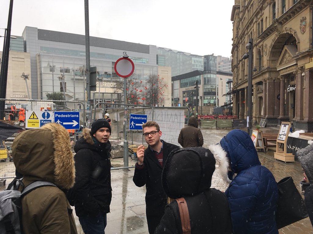 Jimcoleman33's tweet photo. Out and about in snowy #Manchester today with @UoWDesCit @Maarcussss @giulioverdini #DesigningCities #EconomicsofCities https://t.co/qbxehoRfLg
