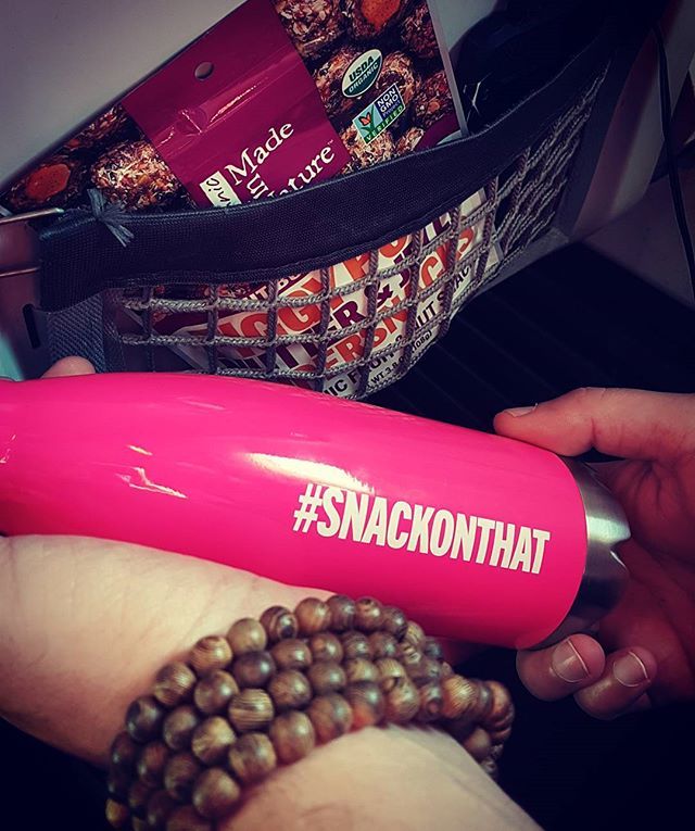 Theprimaldesire's tweet photo. Traveling doesn't always give you the best choices.  We were lucky to have @madeinnature snacks and a stainless steel water bottle.  #paleoish #glutenfree #snackonthat #airport #airlinesnacksneedtobeglutenfree https://t.co/6Xg9Et8KiS https://t.co/pBbNNhQ1Si