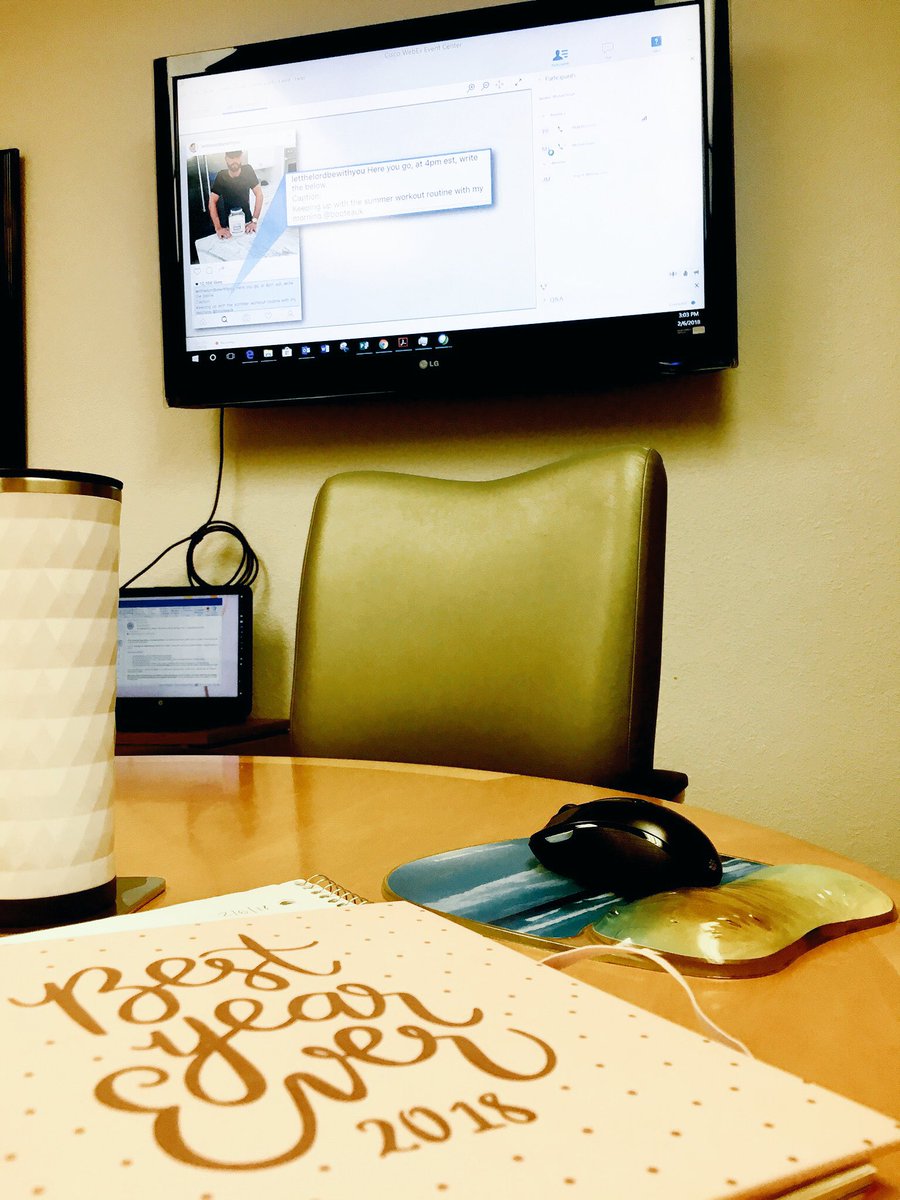 Learning new pitching techniques with <a href="/michaelsmartpr/">Michael Smart</a> via <a href="/PRSA/">PRSA</a> #PRSAwebinar