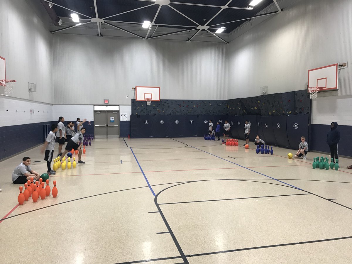 Coach_Nelson35's tweet photo. We are getting ready for that Rock n Bowl tournament!!!!#pisdpe @RiceMSRavens @RiceMSAthletics https://t.co/3a7gtANhS7