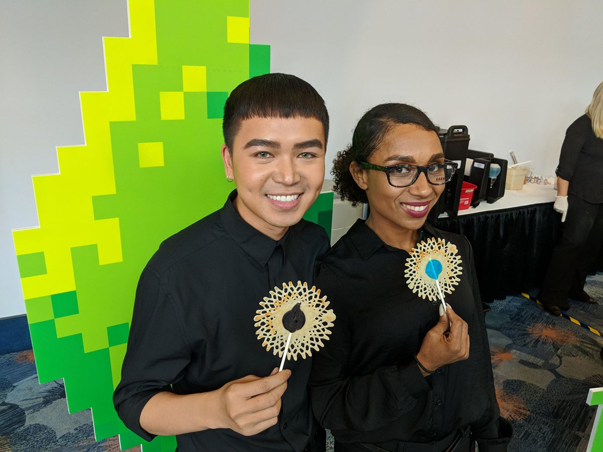 PancakeBot's tweet image. Making Pancakes in Anaheim with #PancakeBot!  @UBMAdvMfg