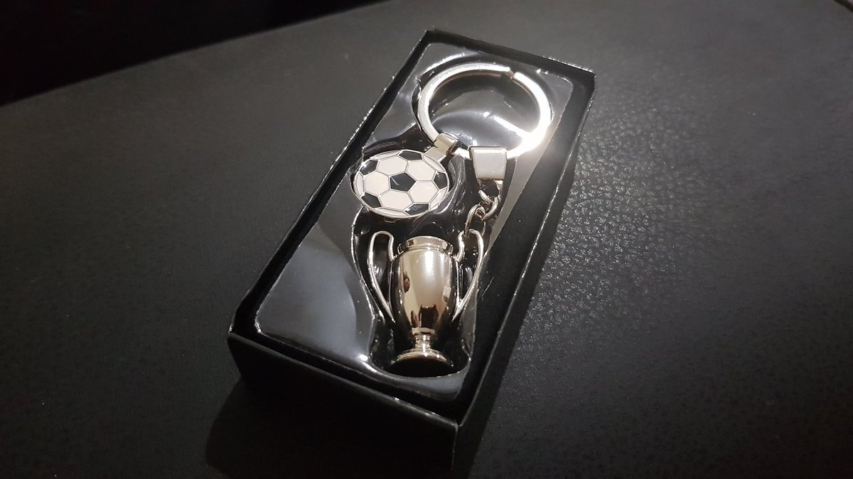 trophiesforall's tweet photo. We're shifting a few European cup keyrings on eBay for a fiver - free engraving, if anyone is interested 👇
https://t.co/qaCn7412F3 https://t.co/Naz97DyWGe