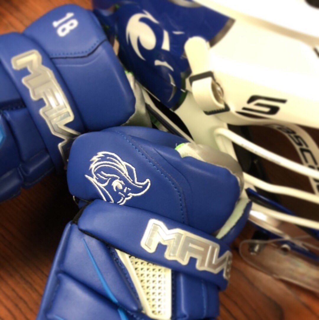 CNULacrosse's tweet photo. Gloves are in. Getting closer to gameday. #gocaptains @MaverikLacrosse @CascadeLacrosse https://t.co/tPqIO4HVup