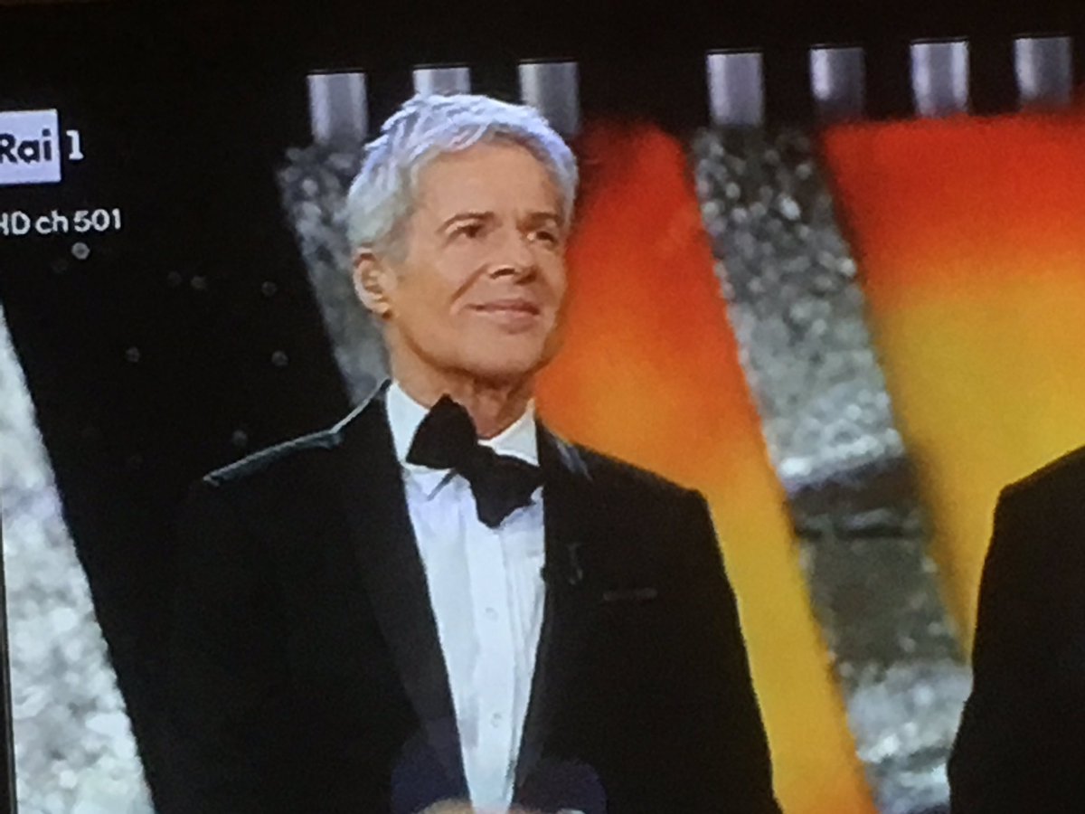 Diobono sto cravattino che la hunziker si incazza #Sanremo2018
