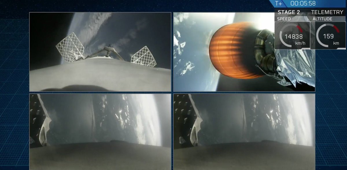 umutayildiz's tweet photo. Whow whow whow. 🚀🚀🚀Bir test fırlatılışı olmasına rağmen beklenen bütün görevler tamamlandı!!! Şu anda Mars yolunda bir Tesla Roadster var ve roketin parçaları da güvenli bir şekilde Dünyaya döndü. İnsanlı yolculuklar hızla başlasın!! #falconheavy #spacex https://t.co/EHXxRMUUVH