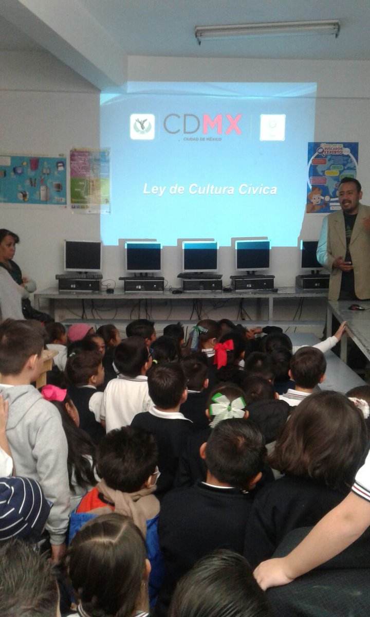 Hoy los alumnos del Instituto Alfa de México recibieron una plática de Cultura Cívica.
Trabajamos en coordinación con la <a href="/SSP_CDMX/">@SSP_CDMX</a> para brindar herramientas a nuestra comunidad.
↪Solicita tu plática..!! #Prevención @DelegacionMH #CDMX