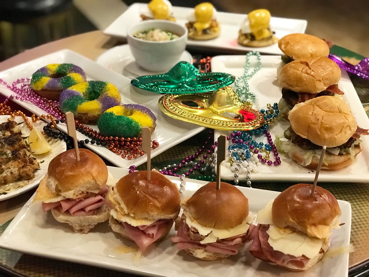 <a href="/BlackJackDC/">Black Jack</a> and @tiltsidebar are going ALL OUT this year for #MardiGras.  

ALL YOU CAN DRINK AND EAT ON SUNDAY FEB.11th.  
UNLIMITED RAW BAR! (read that again)

LINK FOR TICKETS: eventbrite.com/e/bottomless-b…