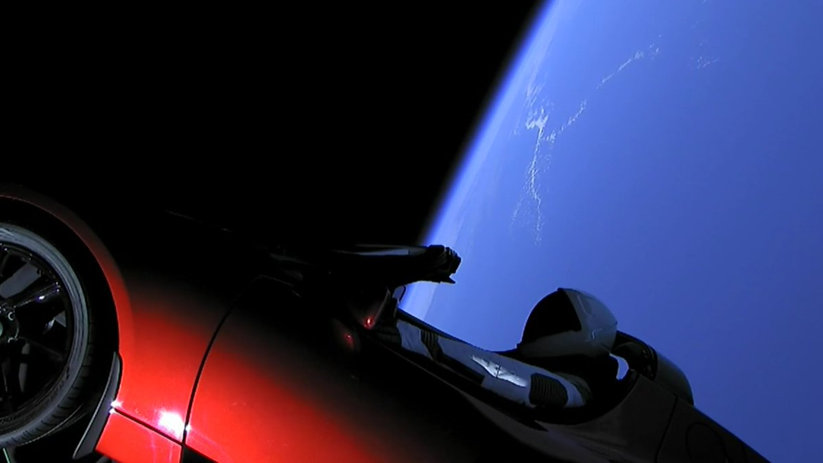 markrendle's tweet image. Henry Ford: "I will put a car in every garage."

@elonmusk: "Hold my beer."

#FalconHeavy