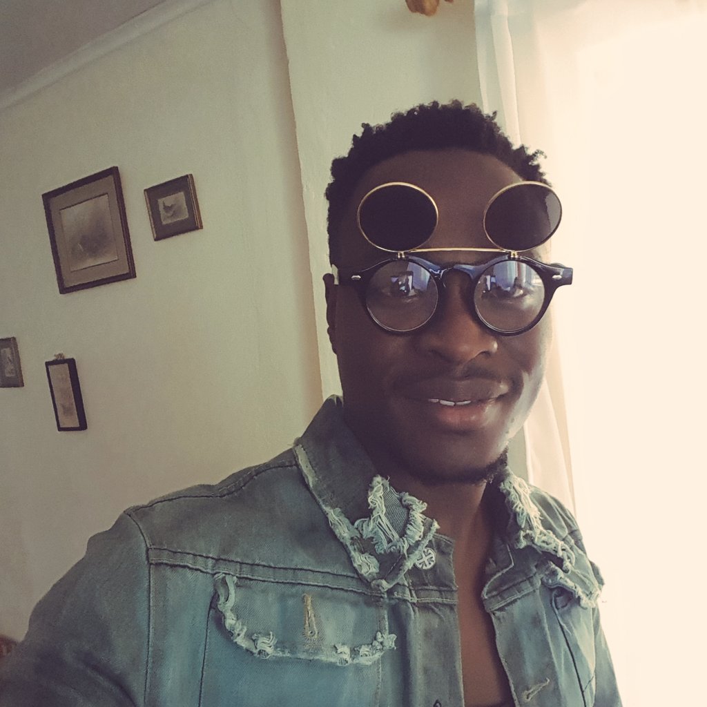 IamQriouskay's tweet photo. #NewProfilePic https://t.co/Kd6SkIwn9V