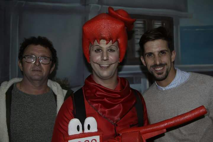 chirichoza's tweet photo. Camerinos cuartos https://t.co/2lO89LRKQb
