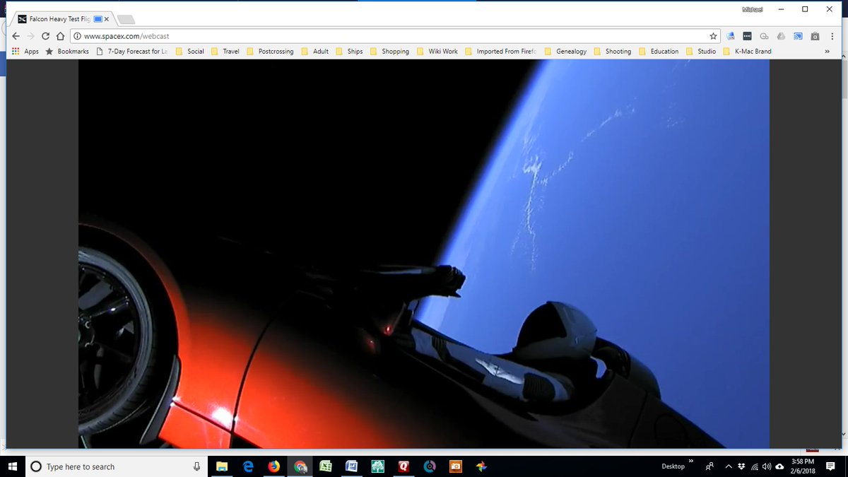 alternities's tweet image. What a crazywonderful sight. Hats off to #SpaceX--expanding the envelope once again with #FalconHeavy. Brilliant!