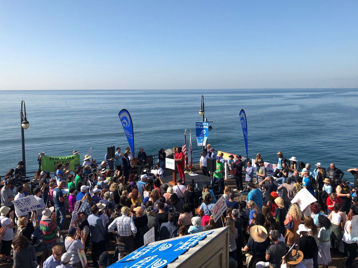 Surfrider's tweet photo. Californians Rally Against Offshore Drilling in Statewide Protests >> https://t.co/aazTsvm2g4 #DrillingIsKilling #DefendOurCoasts https://t.co/qmSgxKSyoP