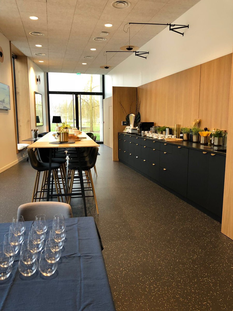 La conférence de presse de la 5eme édition du Printemps des Docks s’est tenue ce matin <a href="/PortRambaud/">Port Rambaud</a> la résidence du nouvel art de vivre #leprintempdesdocks #lyon #artdevivre