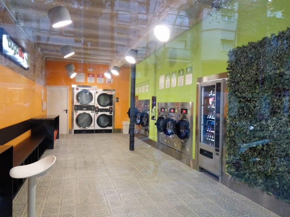 bugadry's tweet image. #promocion de #bienvenida!!! Conoces @Bugadry•#Eixample?
Envíanos un #WhatsApp al 699123340 con tu nombre, indicando el número de la lavadora que quieres utilizar y te descontamos 1€ en tu primer lavado. 
*solo un #descuento por persona. Viva la #lavandería!