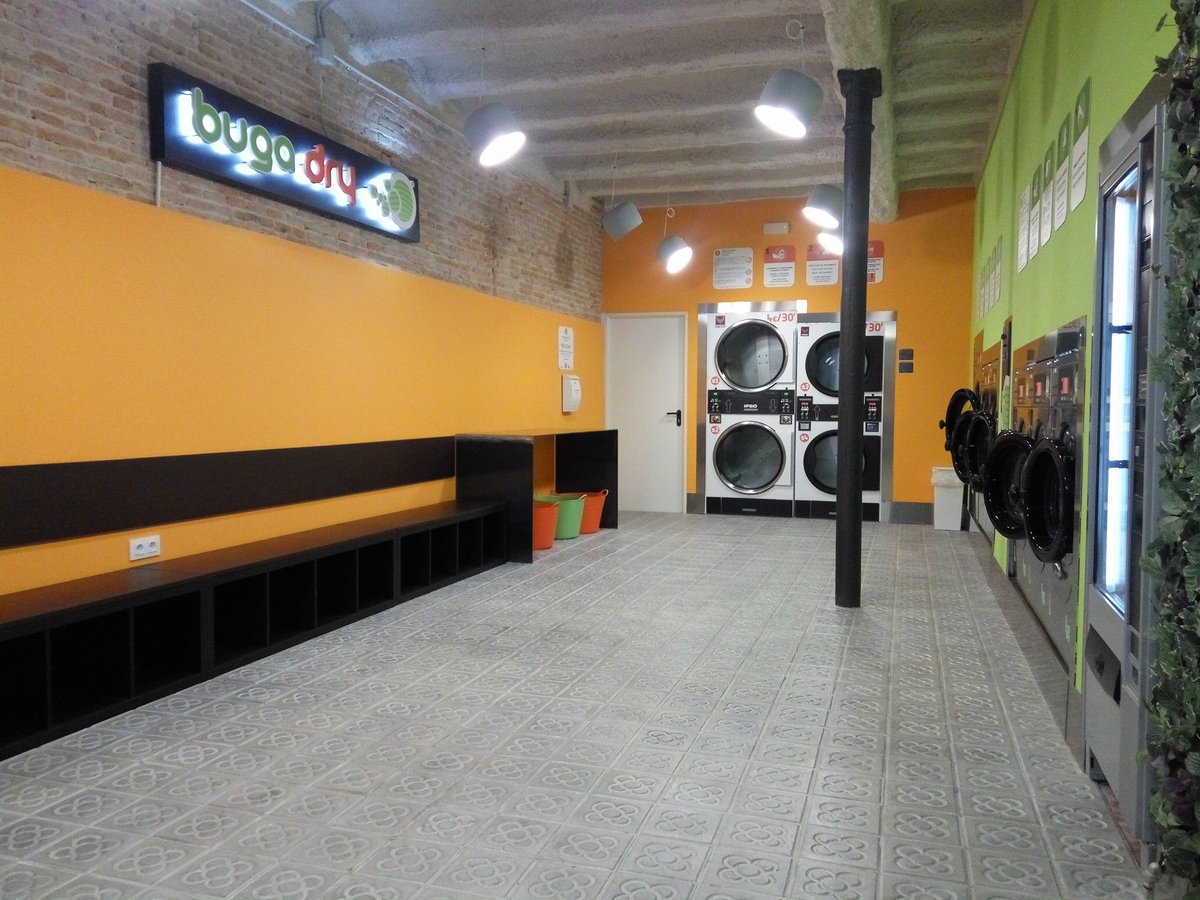 bugadry's tweet image. #promocion de #bienvenida!!! Conoces @Bugadry•#Eixample?
Envíanos un #WhatsApp al 699123340 con tu nombre, indicando el número de la lavadora que quieres utilizar y te descontamos 1€ en tu primer lavado. 
*solo un #descuento por persona. Viva la #lavandería!