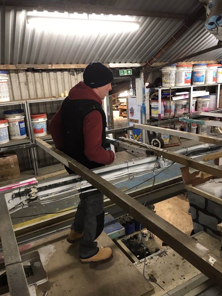 Introducing the newest member of the #winginIt electrical team...proof that 2 heads aren't always better than one #whatashambles