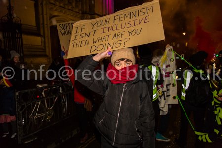 A counter protest briefly halted the women's suffrage parade in Bristol.  Photos...    goo.gl/a2uUDg   #Bristol