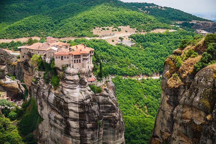 TravelerTribe's tweet photo. Meteora, Greece https://t.co/UKh2wdQKuM