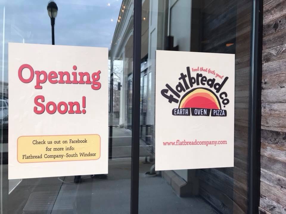 ShopEW's tweet photo. Exciting things are cooking! We are thrilled to let you know that Flatbread Company will be joining our line up of delicious restaurants this spring. Stay tuned for updates! #flatbreadcompany #pizza #delicious #wiat #yum https://t.co/nGFXDDGToQ