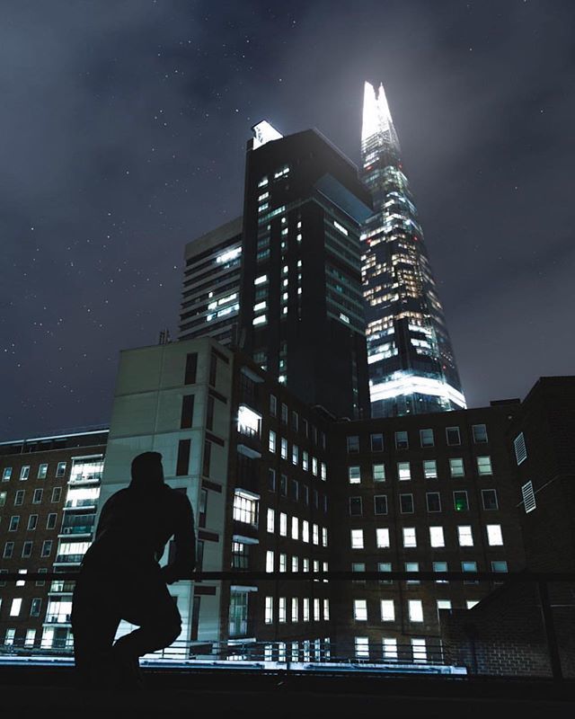 Londongramer's tweet image. How about this from @6stops. 😶 Unreal shot. 😍 #theshard #thisislondon ift.tt/2E7rWuy