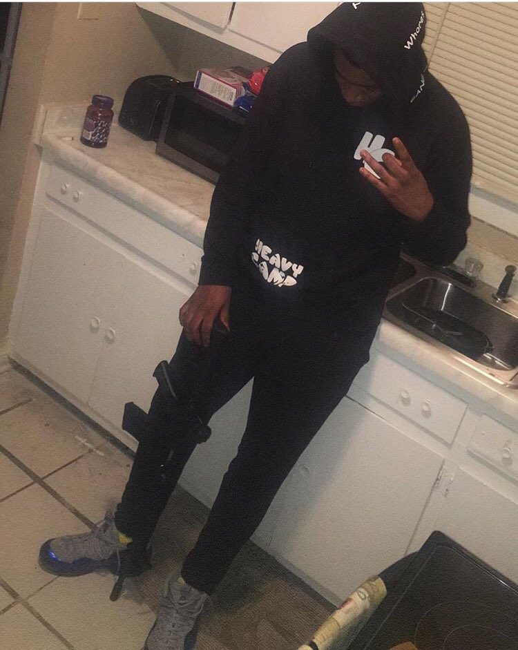 Quangrape103's tweet photo. I can’t lose even if you wanted me too💰 https://t.co/LJklV4REGi