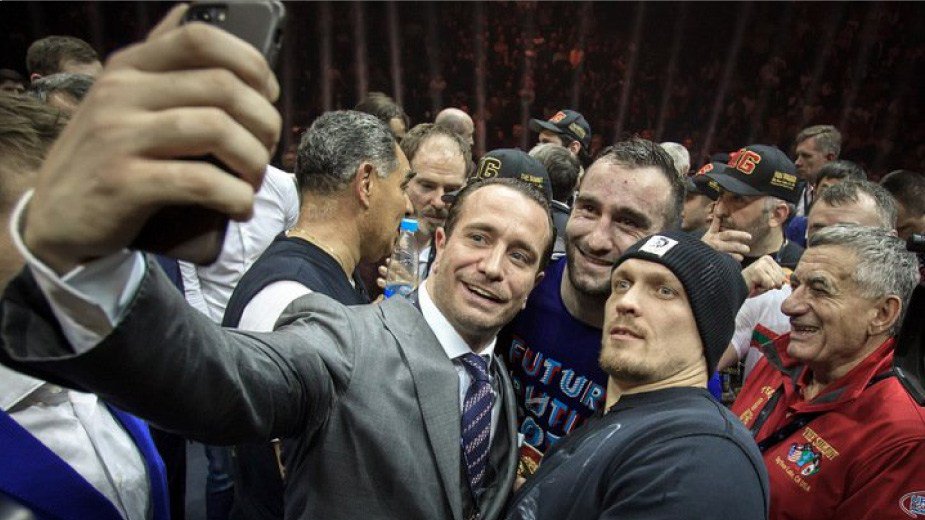 wboxingreport's tweet photo. Can Aleksandr handle Murat’s power better than...

Yunier ‘The KO Doctor’ Dorticos (22-1, 21 KOs) found out the hard way how hard Murat Gassiev (26-0, 19 KOs) can punch last Saturday night in getting stopped in round... https://t.co/pE8wH2ITdS https://t.co/tq0IZhVrL9