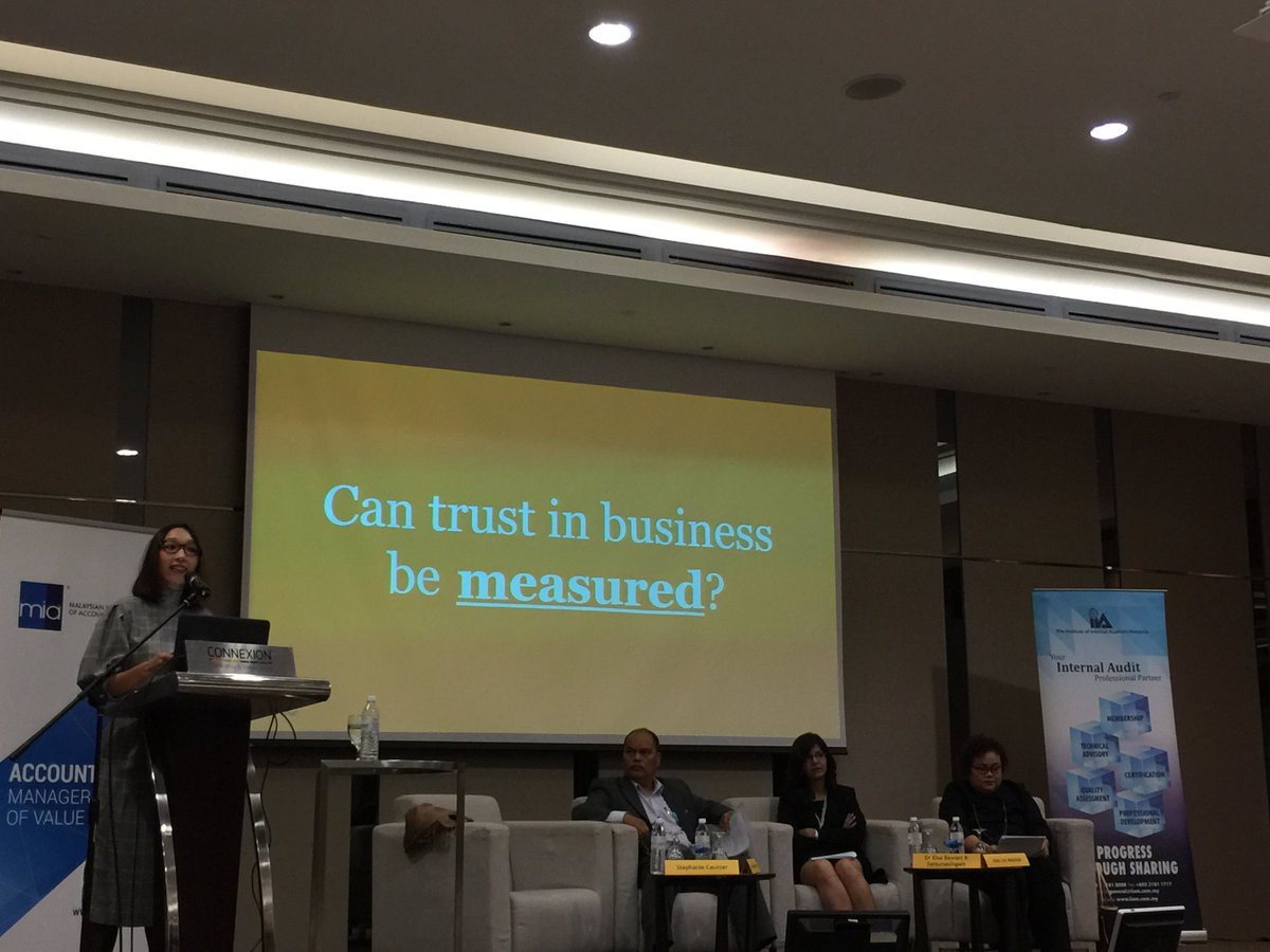 Sarah Lee tweet media