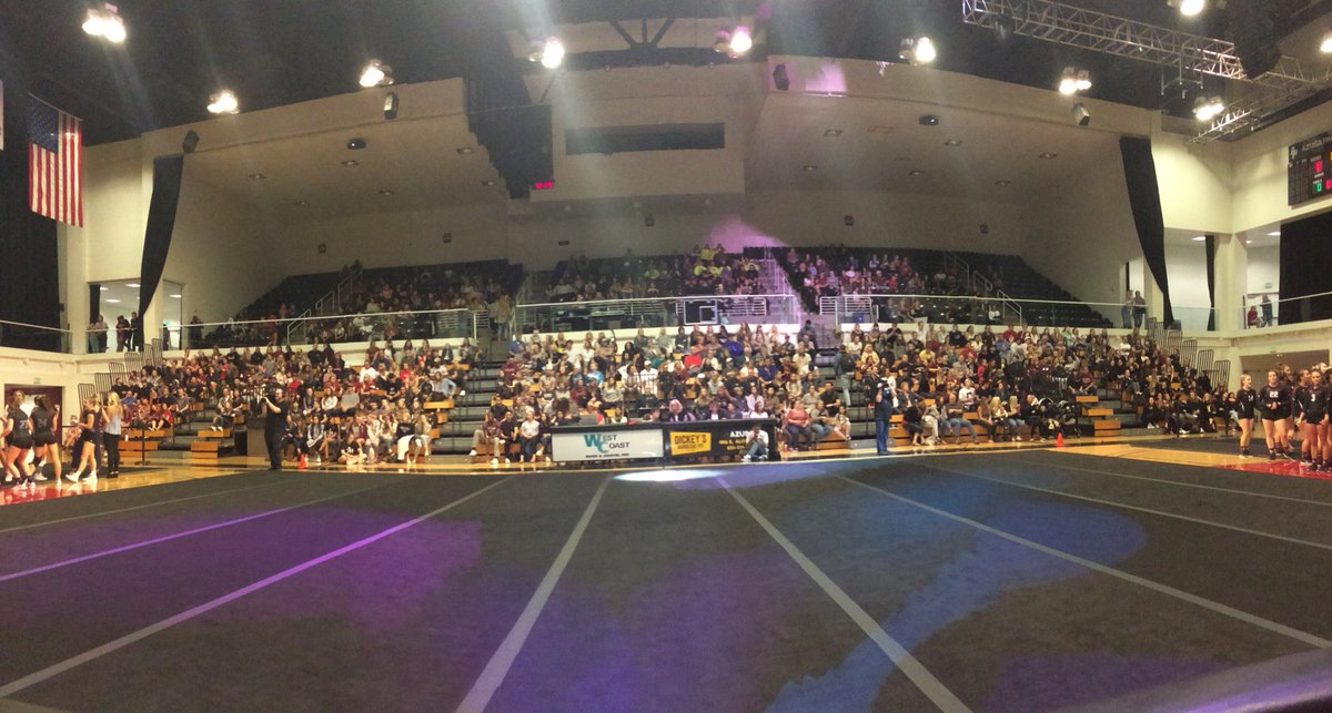 APUCougars's tweet photo. ACRO (half): Through 3 events in its season opener, #APUacro has won 8 of the first 10 heats to take a 1.55-point halftime lead over Hawai’i Pacific.

HALFTIME SCORE
Azusa Pacific: 96.95
@HPUAcroTumbling: 95.40

#BRICKgames
#NCATA https://t.co/3b3o51AEgx
