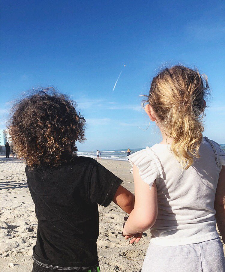 Ashleynolan35's tweet image. #SpaceX #FalconHeavyLaunch #satellitebeach #floridatoday @SpaceX @WESH @JustinWarmoth