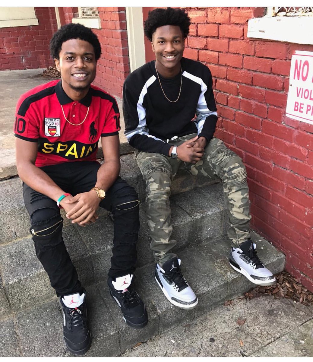 Jesson_McCray's tweet photo. Until next time big bro🤕💔 #LongLiveRee 👼🏾 https://t.co/u9S00PqiPK