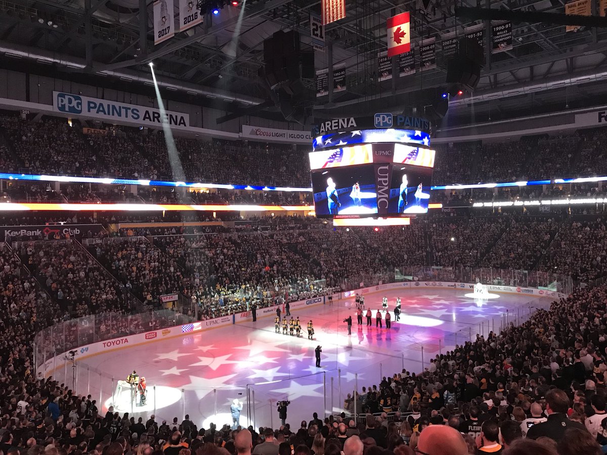 PenguinsJesus's tweet photo. Full house for 29. https://t.co/YbzWNEq4Ox