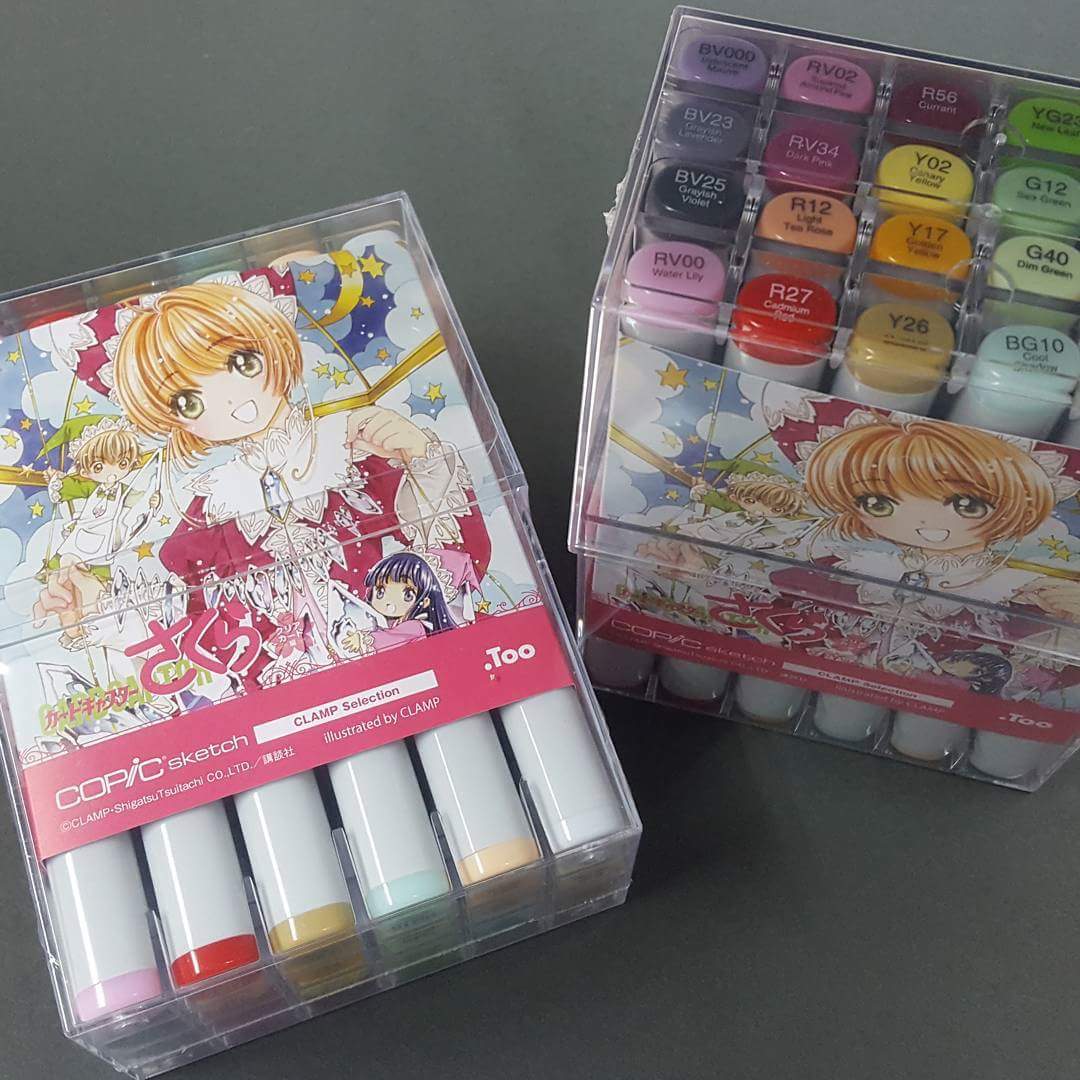 Twitter पर 甲府市の画材額縁専門店ぺきん堂 品切れしておりました 大人気漫画家clampさんとコピックのコラボ商品 コピックスケッチ24色が再入荷いたしました 数量限定です お早めに コピック コピックスケッチ カードキャプターさくら コラボ 絵描き