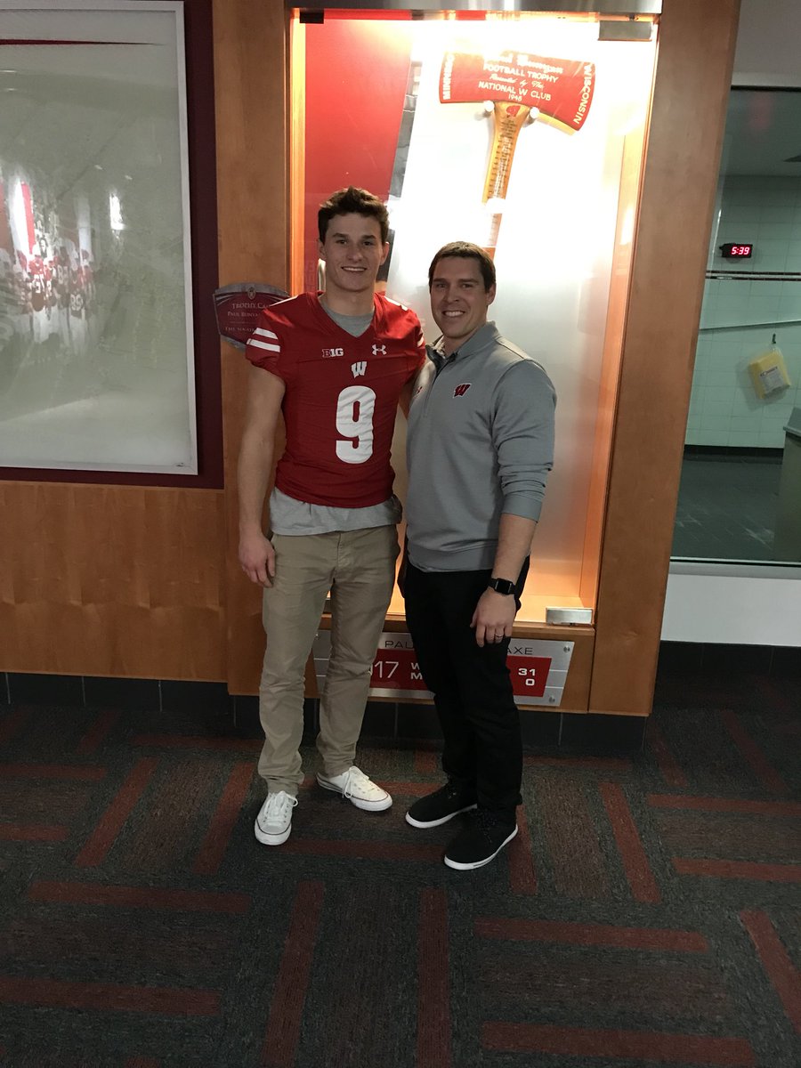 JohnTorchio's tweet photo. #OnWisconsin 🔴⚪️ https://t.co/xDaUeDp44Q