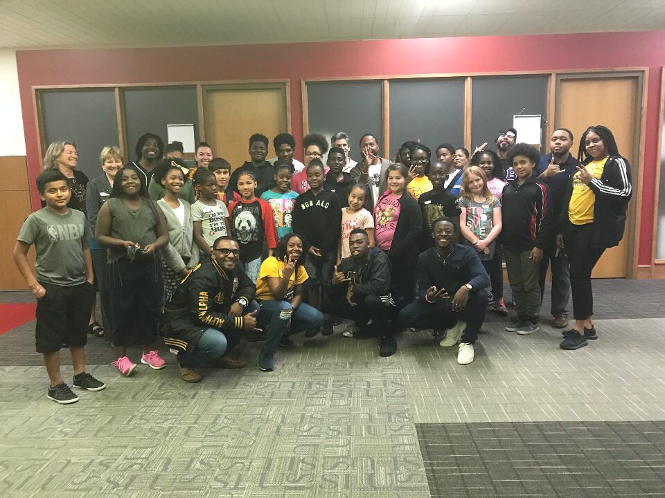 SigmaTau2's tweet image. The United Greek Council volunteering with the Boys and Girls Club #greaterservice #greaterprogress 💙💛