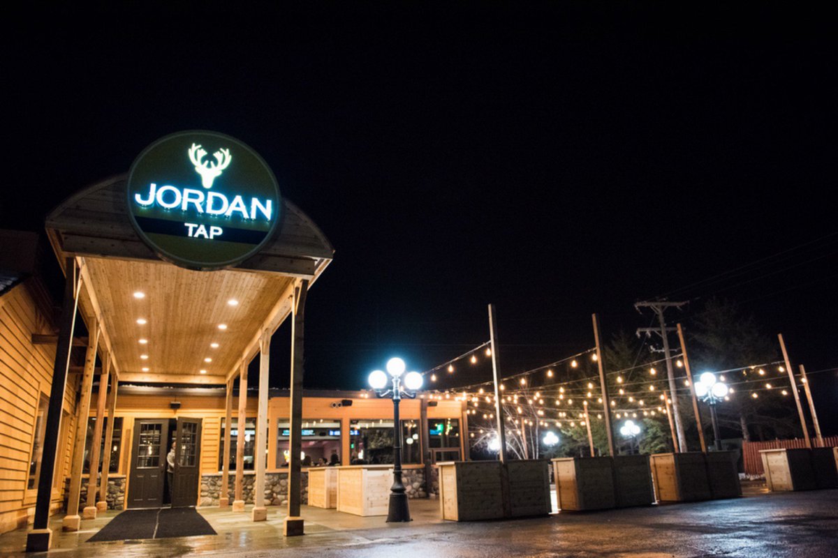 RedKnightsMN8's tweet photo. Monthly @RedKnightsMN8 MC meeting at @JordanSupper w/ @williamwellsiii (@ Jordan Supper Club in Jordan, MN) https://t.co/z1VF8XSdp3 https://t.co/fACzwLEFgz