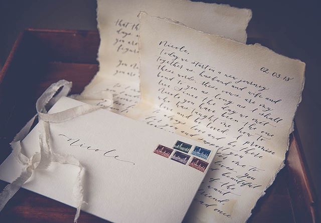anneedgarphoto's tweet photo. Eric’s vows to Nicole #presentationiskey #caligraphy ##niceguy #weddingvows #weddinginspiration #weddingsofinstagram #sosweet #groominspiration #groomsofinstagram #anneedgarphoto https://t.co/xF4074s73v https://t.co/cJssLyF44X