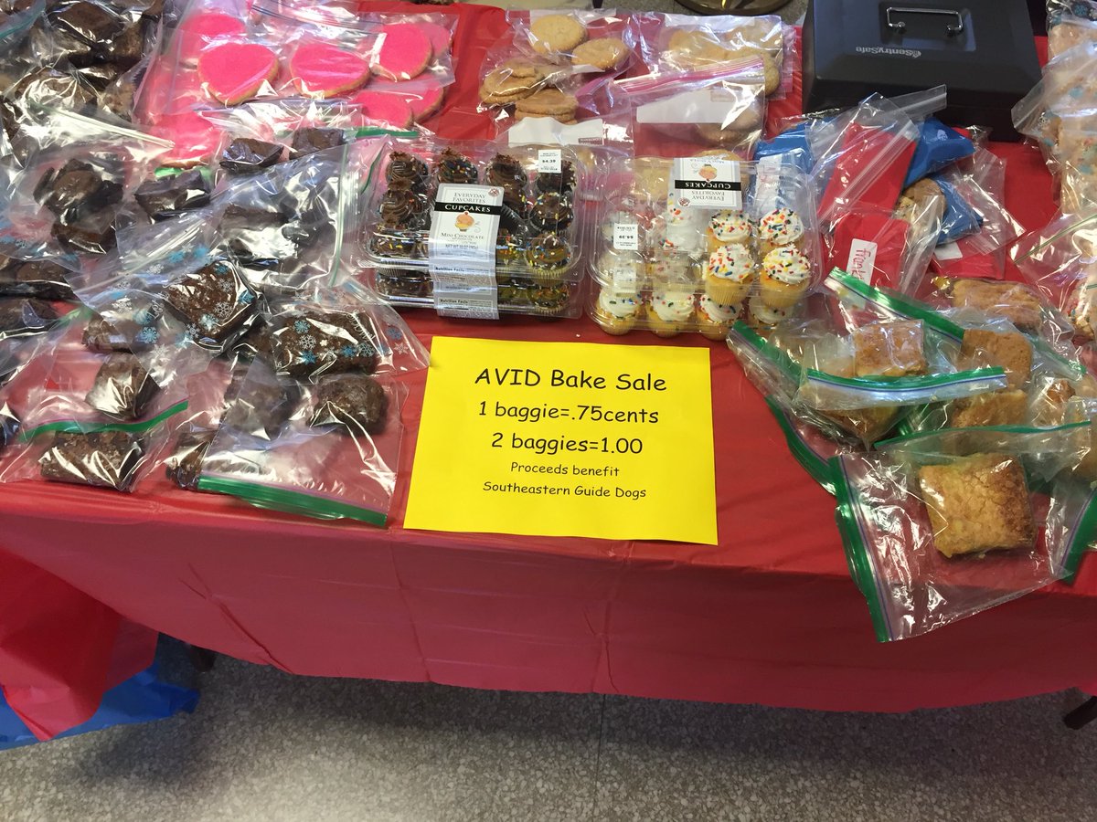 HCPSFranklinBPA's tweet photo. AVID students rocked the Bake Sale benefitting Southeastern Guide Dogs! Thanks to all our amazing teachers who baked for our cause. #weraisesuperheroes #puppyraisers @SDHCMagnet @HCPS_AVID @HCPSArea4 https://t.co/wQm3BVnl7Z