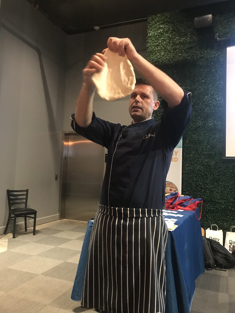OIL, not flour for a pizza dough with the perfect moisture! #DairyAmazing