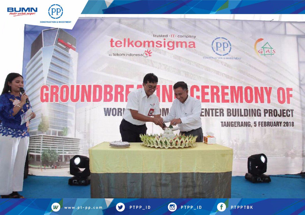 PTPP_ID's tweet photo. Halo, Sahabat PP!
Ground Breaking Proyek Gedung Working Room Data Center Serpong - Telkom Sigma (5/2/2018).
Hadir dalam acara tersebut SVP Building 2 Division Anton Satyo, didampingi manajemen PTPP.
#building2division
#growthforasean
#aseanclasscompany
#PTPP https://t.co/rRoTWHqWIr