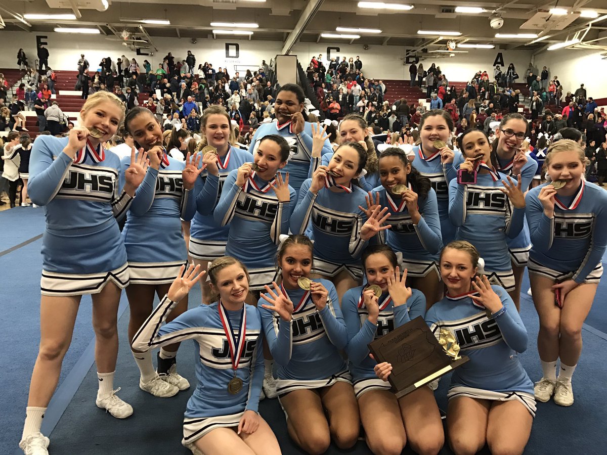 emily_036's tweet photo. as i rolled my last mat as a johnstown cheerleader tonight i remembered why i fell in love with the sport 8 years ago 💙🖤 hoping these next couple days don’t go by too fast 😕 https://t.co/ShUTgBfQXx