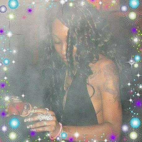 Widow39's tweet photo. "So Sexxii,...SexxiiOne"💋
#thasWidow🕷🕸
#Mrs.Gamble🖤💍
#ShesHis💎InDaRuff❗ https://t.co/k08PvAQPoz