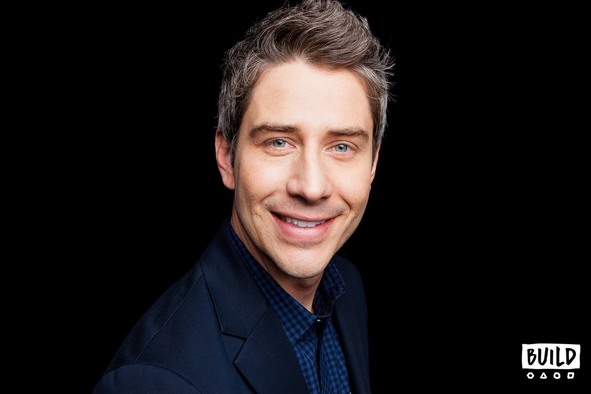 whatismylife - Bachelor 22 - Arie Luyendyk Jr - FAN FORUM - General Discussion  - *Sleuthing Spoilers* - Page 24 DVZY16nVwAEgUag