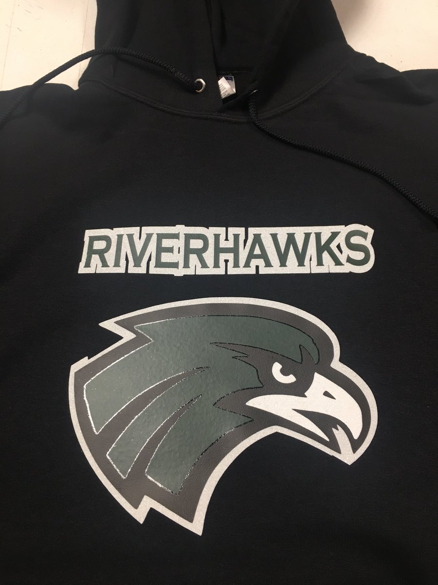 boyds4eagles's tweet photo. #RIVERHAWKSREADY! #gonnabeaCOLDone!💚🖤⚾️ https://t.co/qy5OLZqyD2