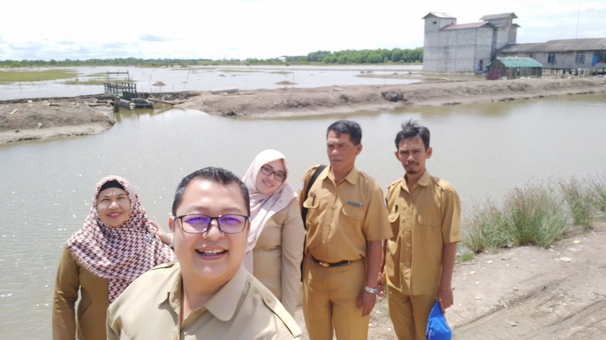 PenyuluhP's tweet photo. Pendampingan kelompok pokdakan, poklahsar di desa muara telaka kec. Longkali kab. Paser @BRSDM_bp3tegal @muchlisin_moch @mzulficar @MulyotoPandu https://t.co/hNpIaAcQfk