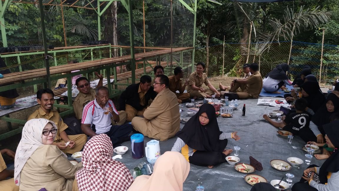 PenyuluhP's tweet photo. Pendampingan pokdakan desa kayungo kec. Long ikis kab. Paser kaltim @BRSDM_bp3tegal @muchlisin_moch @MulyotoPandu @mzulficar https://t.co/jLbWKXvqD2