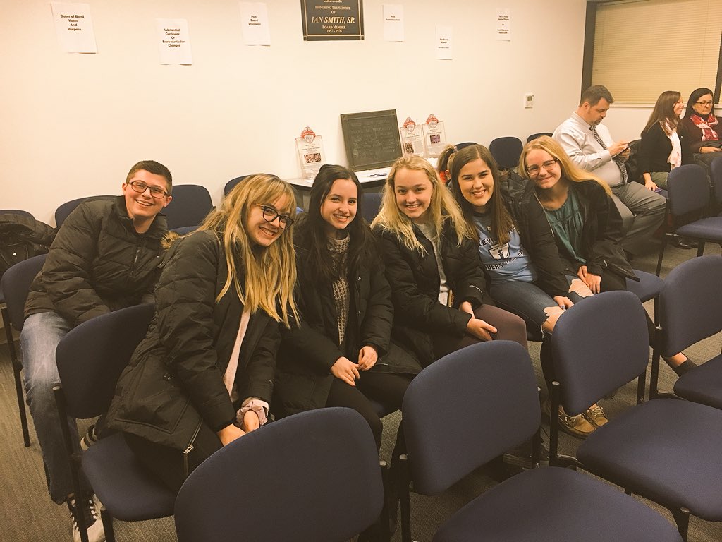 SCS_LakeviewHS's tweet photo. E-Board at LPS Board Meeting. Now approved for state conference! #andNick #rephuskynation https://t.co/bNgMCTFVqA