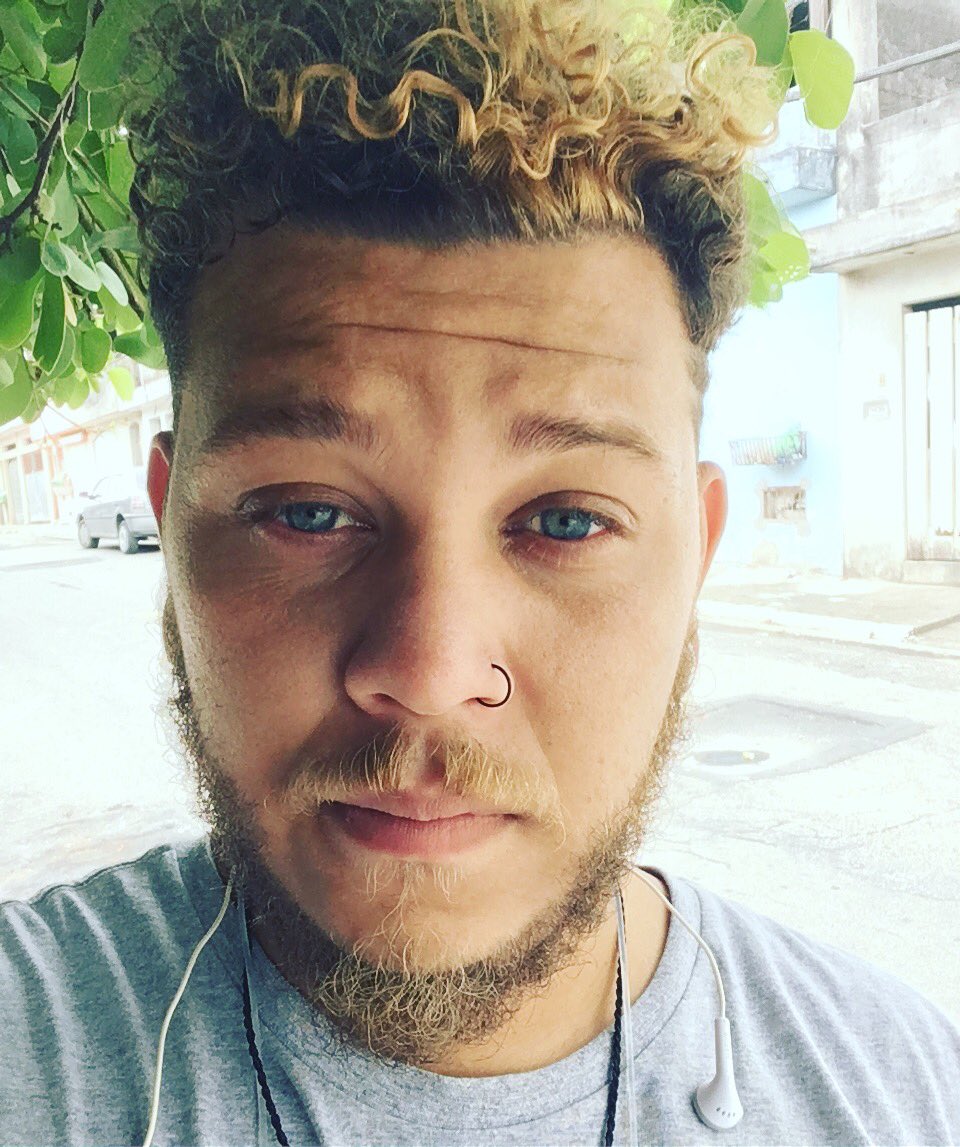 Leo Santos tweet media