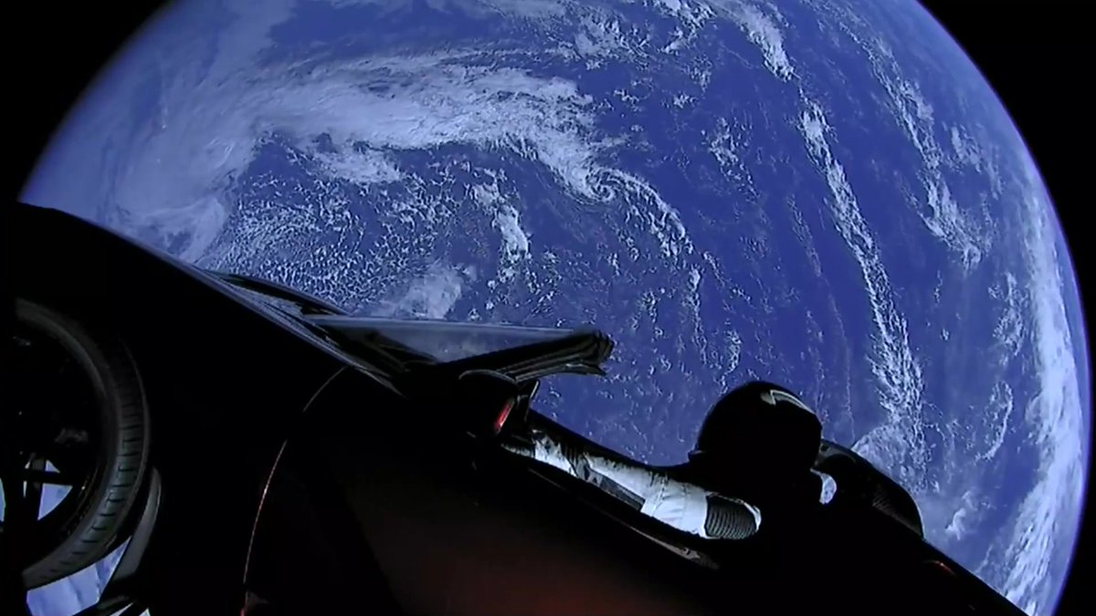 FalconStarman's tweet photo. There are between 100 billion and 400 billion stars in the Milky Way. The nearest, other than our Sun, is the Alpha Centari triple-star system, roughly 4.37 light-years away. Meanwhile, I'm just a few miles above you right now. Wave! #FalconHeavy #SpaceX #Starman https://t.co/RpNGAiI1hi