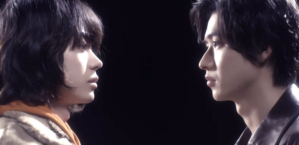 DVZfo-IVMAAJ-J8.jpg:large